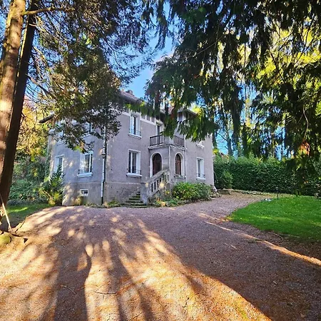 Holiday home Le Pavillon Dans Le Parc Saulxures-sur-Moselotte
