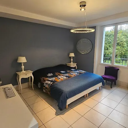 Le Pavillon Dans Le Parc Holiday home *